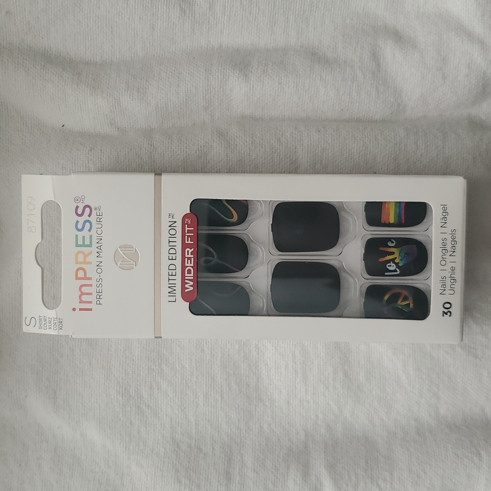 IMPRESS Limited Edition Press On Nails 💅🏿